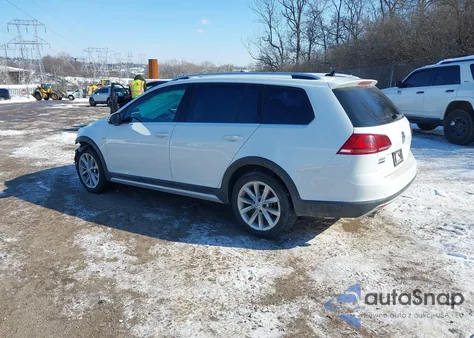 2017 Volkswagen Golf Alltrack Tsi S/Tsi Se/Tsi Sel from USA, damaged, VIN 3VWH17AU2HM540918